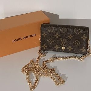 LV monogram zippy wallet on unmarked chain comes with box
